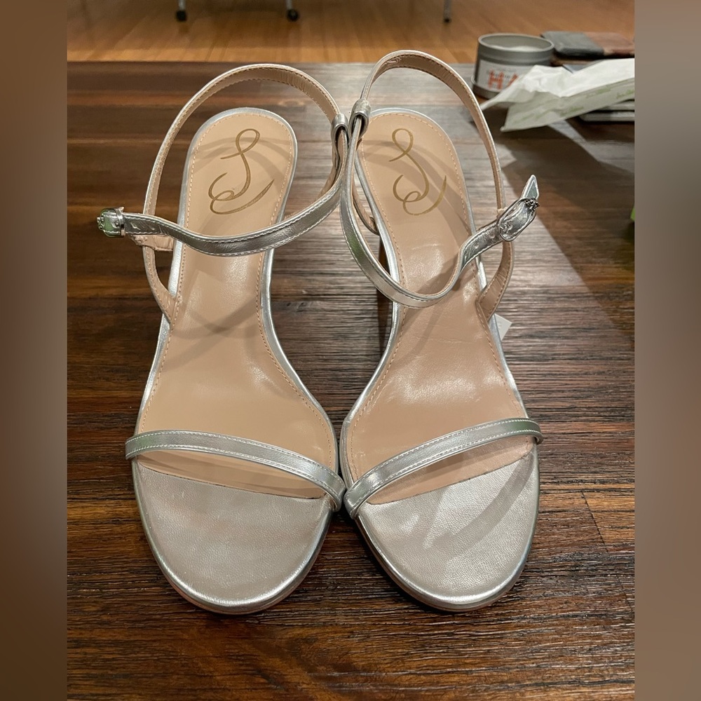 Sam Edelman Dorian Sandal in Metallic Silver